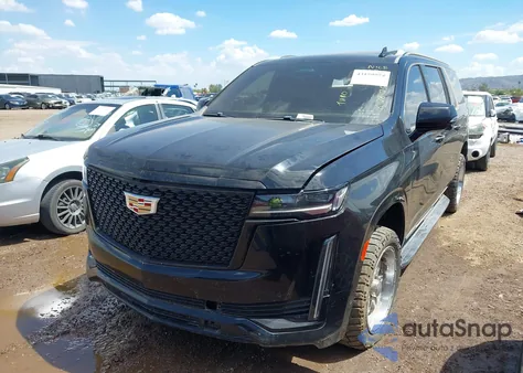 2021 Cadillac Escalade Esv 2Wd Premium Luxury z USA, uszkodzony, nr VIN 1GYS3KKL7MR223439